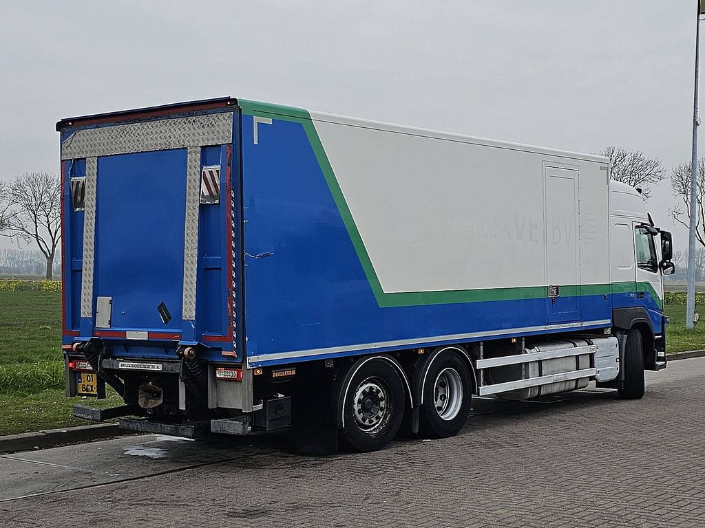 VOLVO FM 11.410 6x2*4 2.5t lift glob