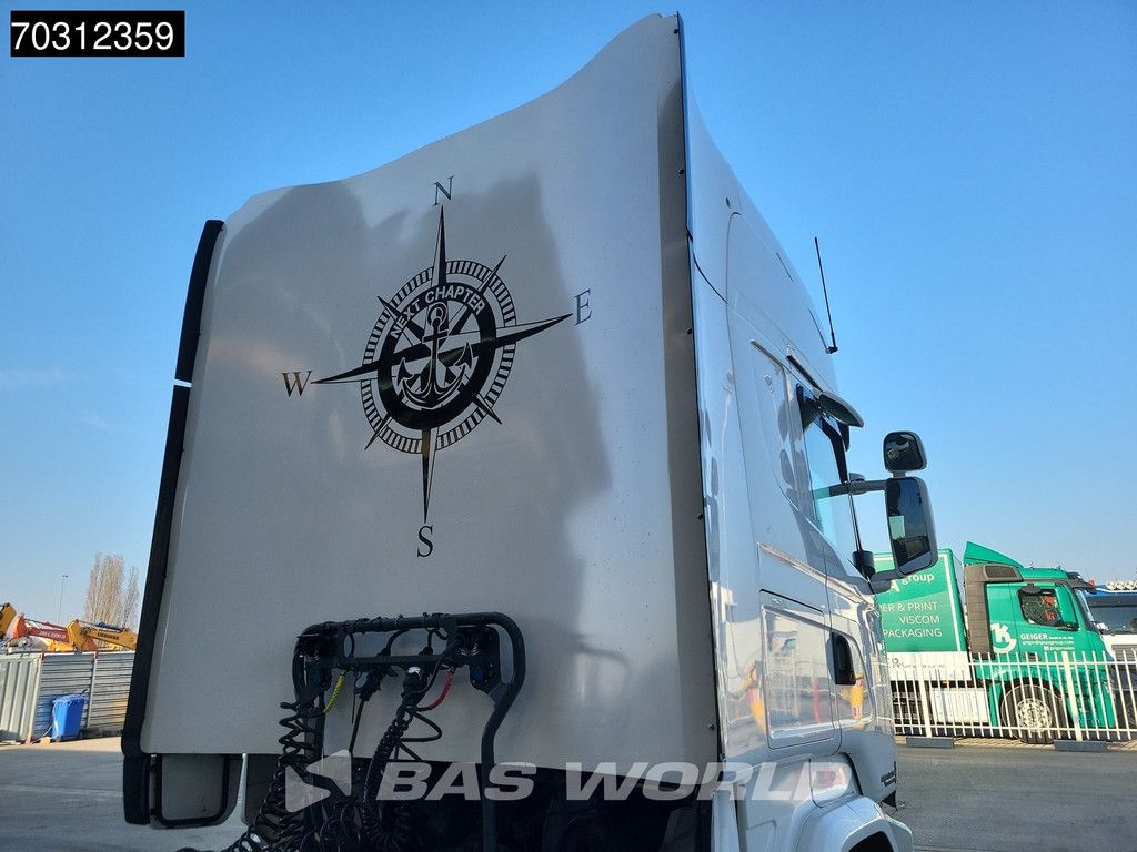 Scania R R580 4X2 Special Interior! NL-Truck V8 APK 01-2027! Retarder Xenon ACC