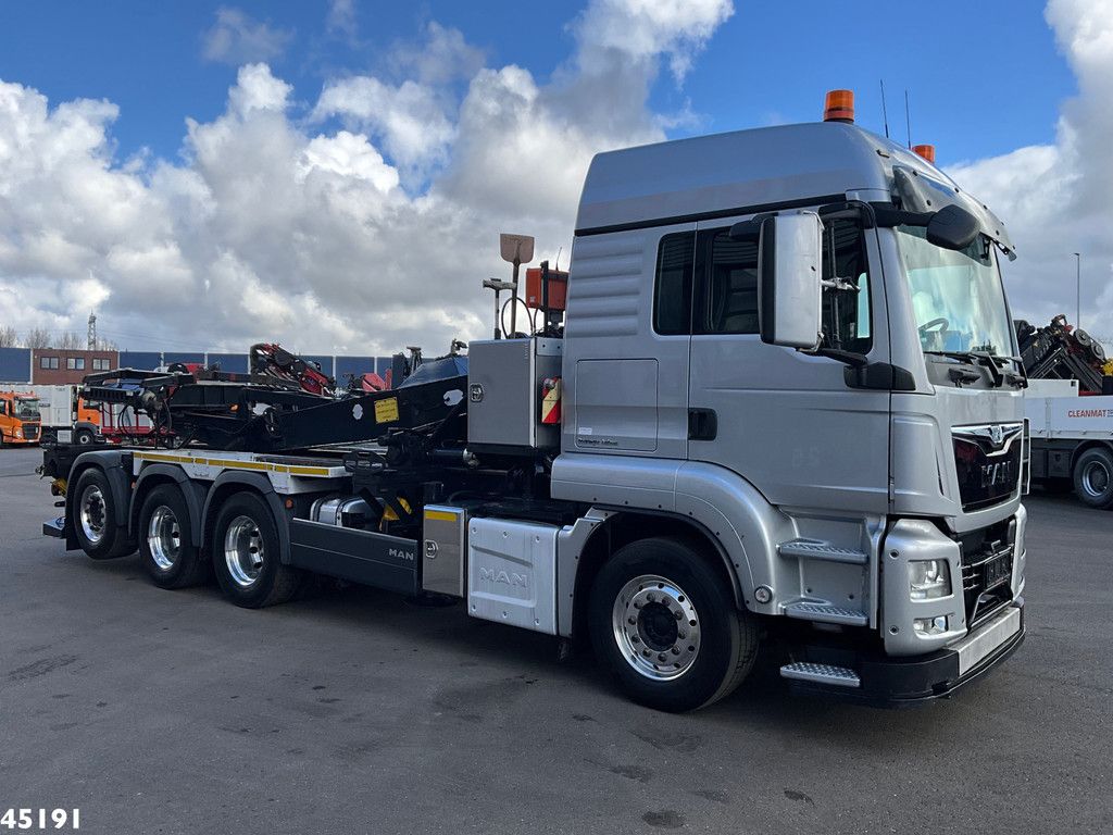 Man TGS 35.480 Euro 6 8x4 Deuringer Garagetransporter