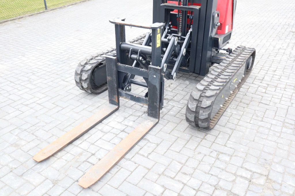 Hinowa TPX1800 | TRACKED FORKLIFT | 1.8 TON | EXT FORKS
