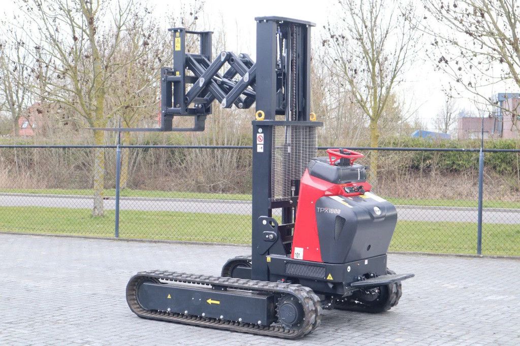 Hinowa TPX1800 | TRACKED FORKLIFT | 1.8 TON | EXT FORKS