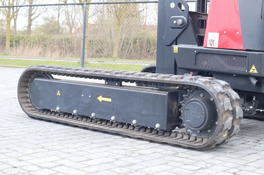 Hinowa TPX1800 | TRACKED FORKLIFT | 1.8 TON | EXT FORKS