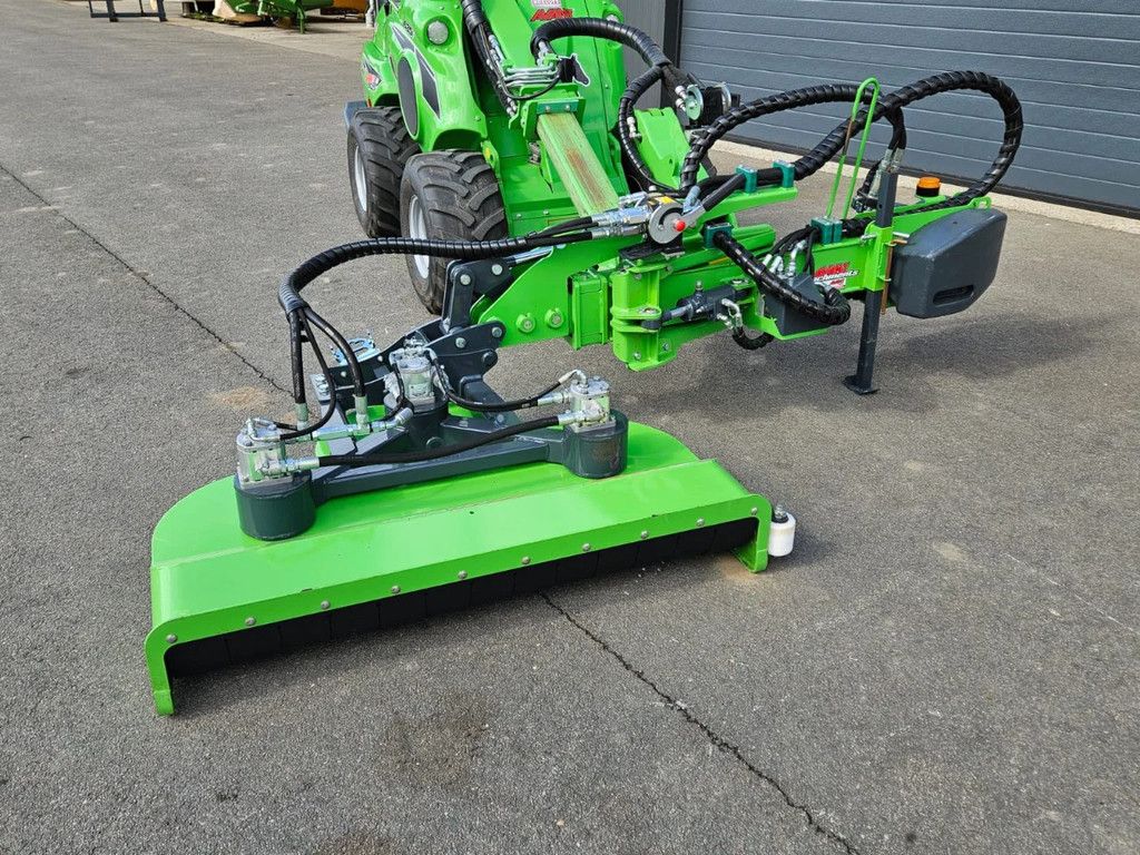 Avant Heggensnoeier 1300 incl hydr. zijarm