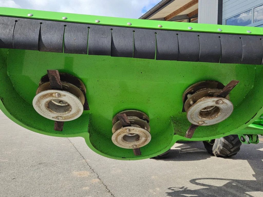 Avant Heggensnoeier 1300 incl hydr. zijarm