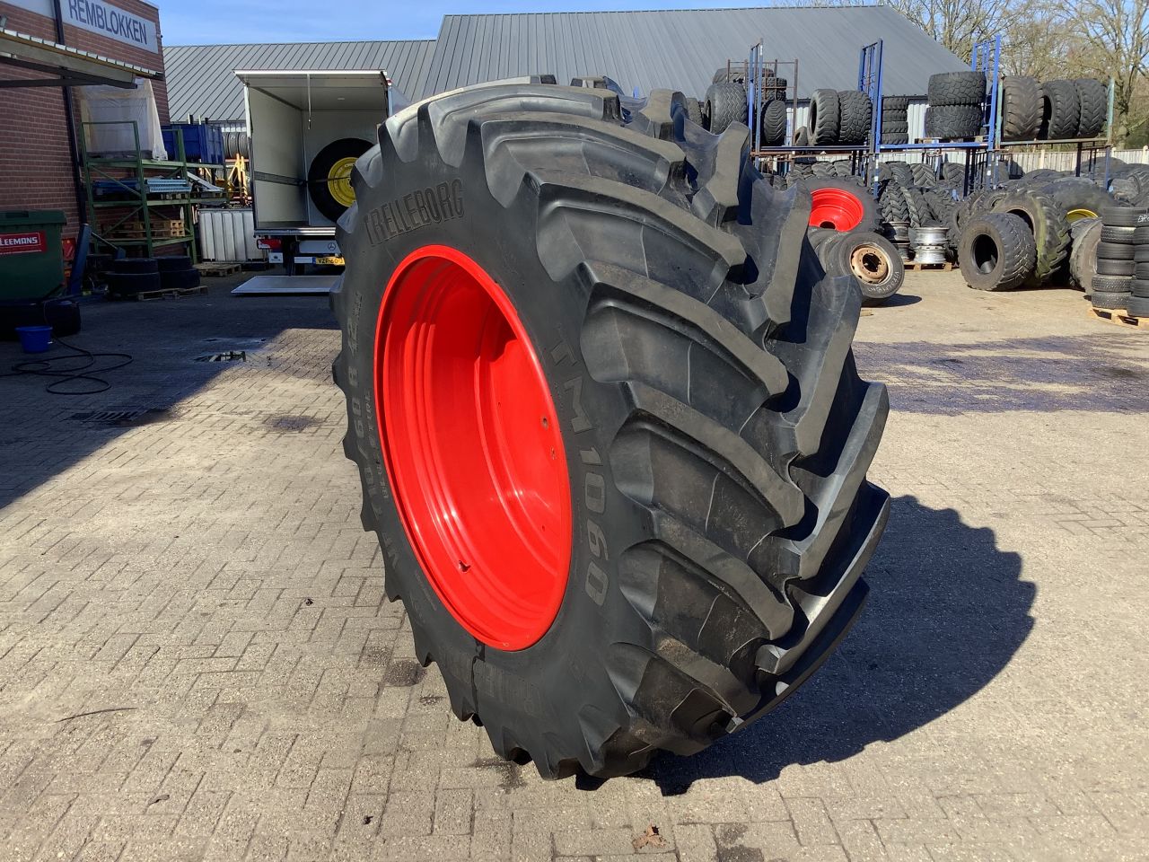 Trelleborg TM1060 710/60R42 & 600/60R30 compleet op Fendt wielen