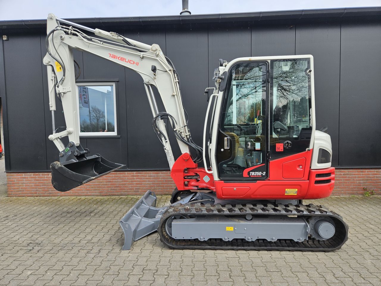 Takeuchi TB250-2 stage V