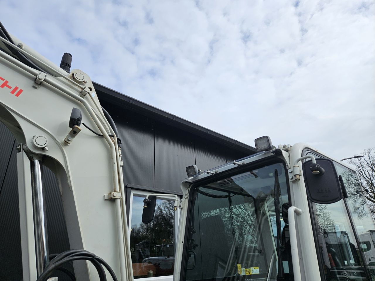 Takeuchi TB250-2 stage V