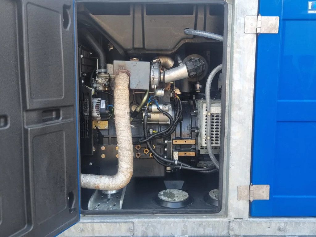 BBA BA80H PERKINS 404D-22T