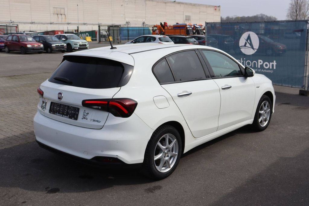 Passenger car Fiat Tipo Petrol 101hp 2022 (Margin)