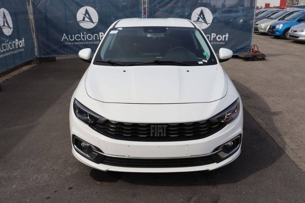 Passenger car Fiat Tipo Petrol 101hp 2022 (Margin)