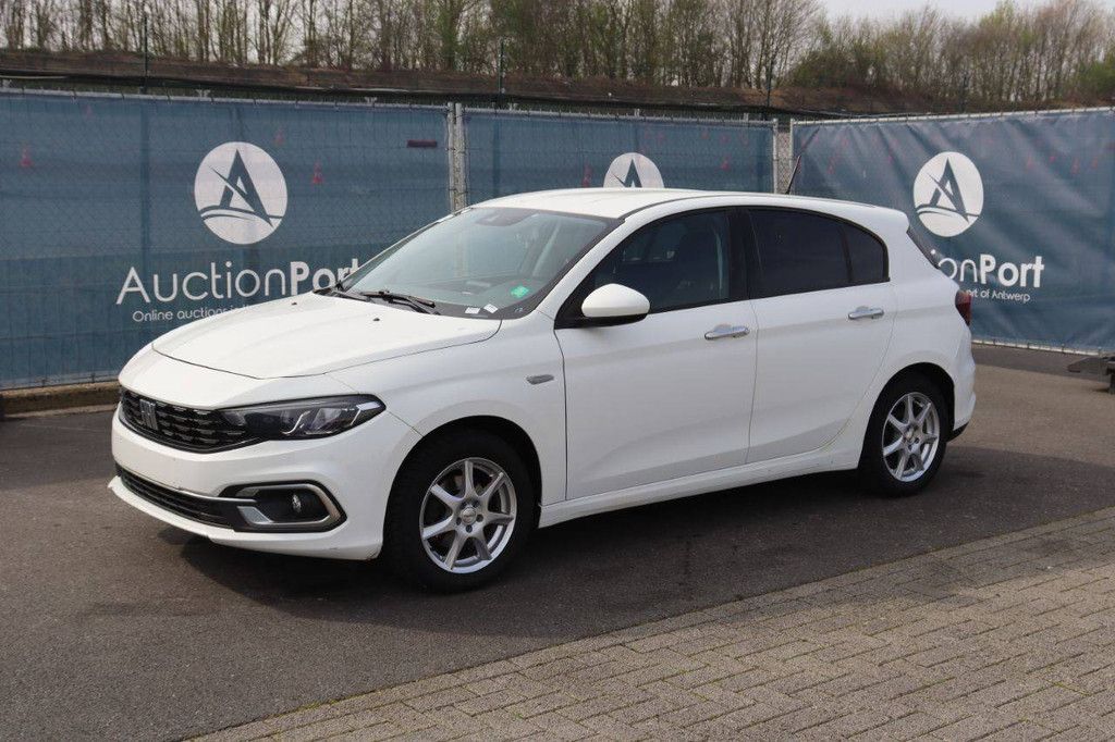 Passenger car Fiat Tipo Petrol 101hp 2022 (Margin)