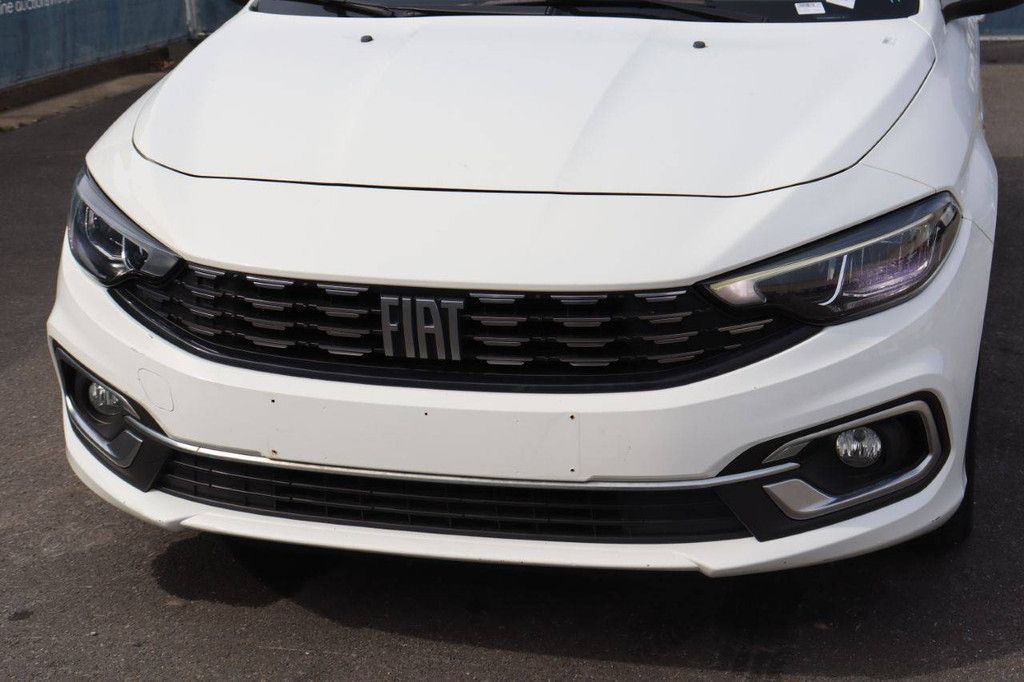 Passenger car Fiat Tipo Petrol 101hp 2022 (Margin)