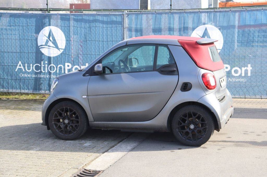 Pkw Smart Fortwo Cabrio Benzin 90 PS 2019 (Marge)
