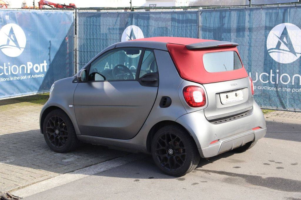 Pkw Smart Fortwo Cabrio Benzin 90 PS 2019 (Marge)