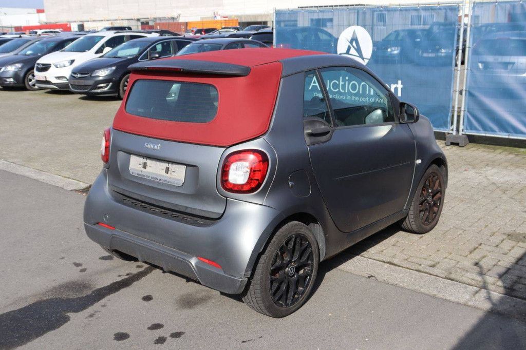 Pkw Smart Fortwo Cabrio Benzin 90 PS 2019 (Marge)