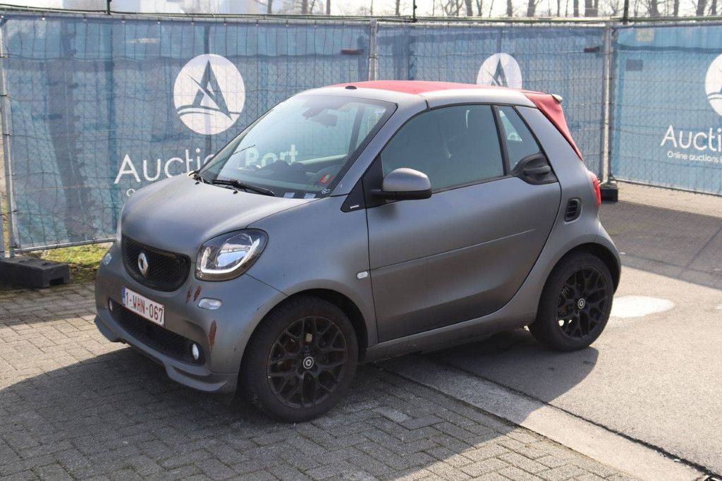 Pkw Smart Fortwo Cabrio Benzin 90 PS 2019 (Marge)