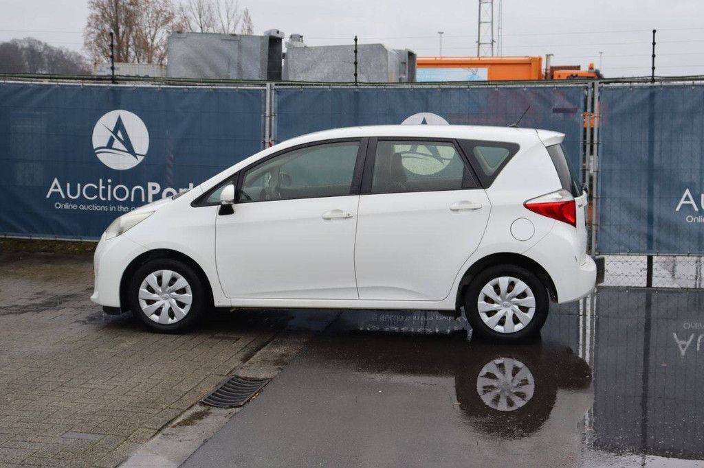 Personenauto Toyota VersoS Benzine 99pk 2013 (Marge)