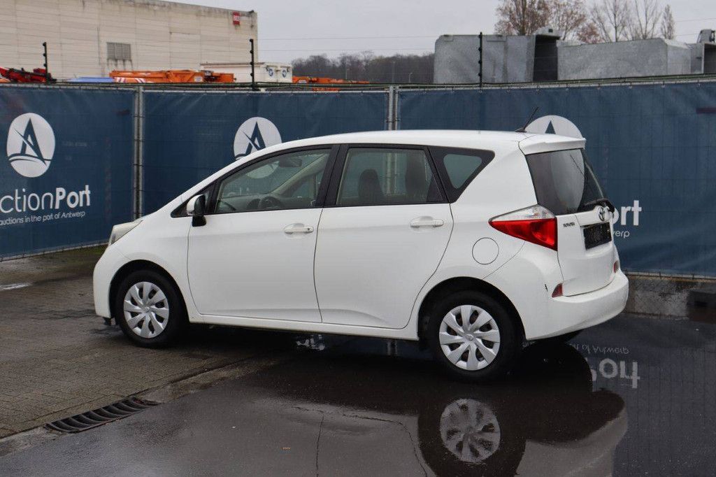 Personenauto Toyota VersoS Benzine 99pk 2013 (Marge)