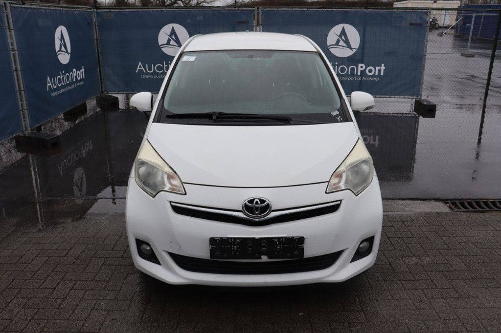 Personenauto Toyota VersoS Benzine 99pk 2013 (Marge)