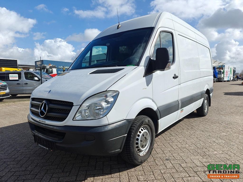 Mercedes-Benz SPRINTER L2H2 - Euro5 - Manual - 3500KG - 3 Seats