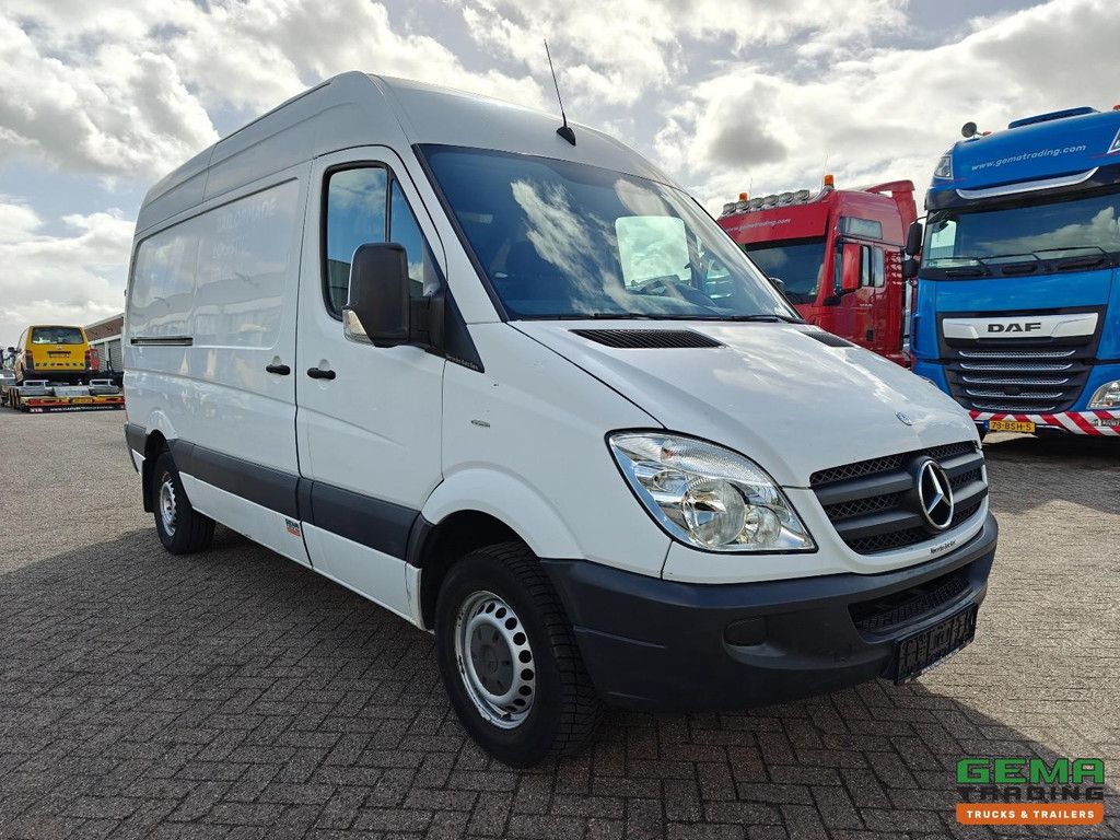 Mercedes-Benz SPRINTER L2H2 - Euro5 - Manual - 3500KG - 3 Seats