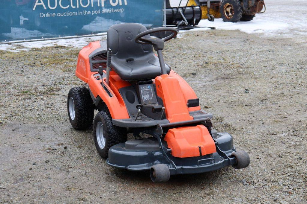 Husqvarna R216 AWD Ride-on Mower Petrol 12.8kW 2016