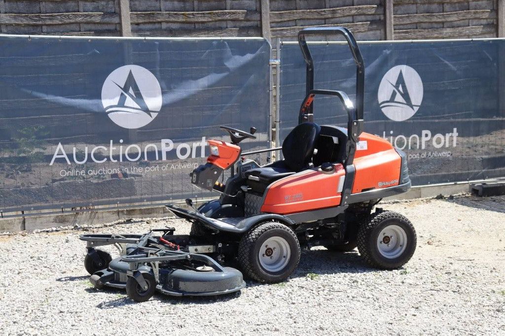 Husqvarna PT 26D Diesel-Aufsitzmäher