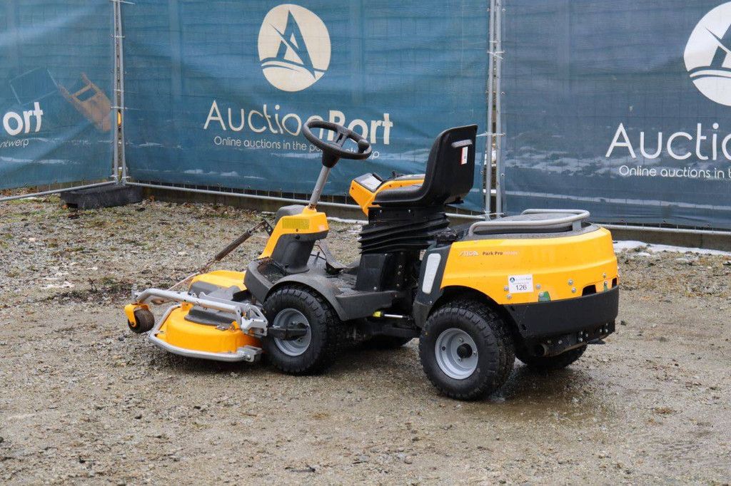 Stiga P901PH Benzin-Aufsitzmäher 15,2 kW 2022