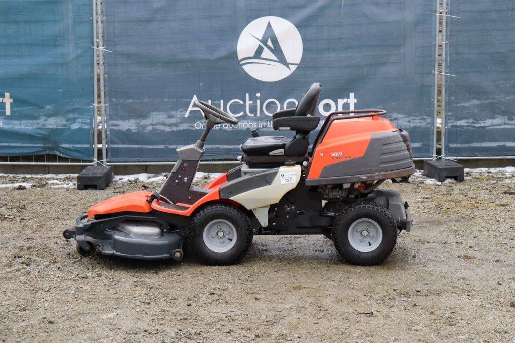 Husqvarna R 420TsX AWD Petrol 14kW Ride-on Mower 2020