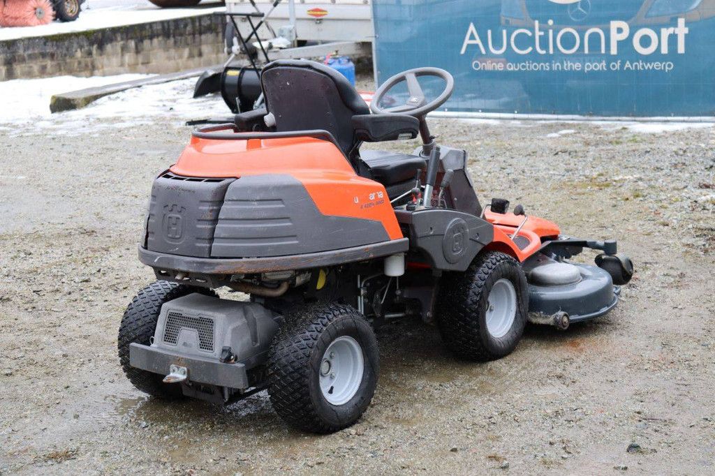 Husqvarna R 420TsX AWD Petrol 14kW Ride-on Mower 2020