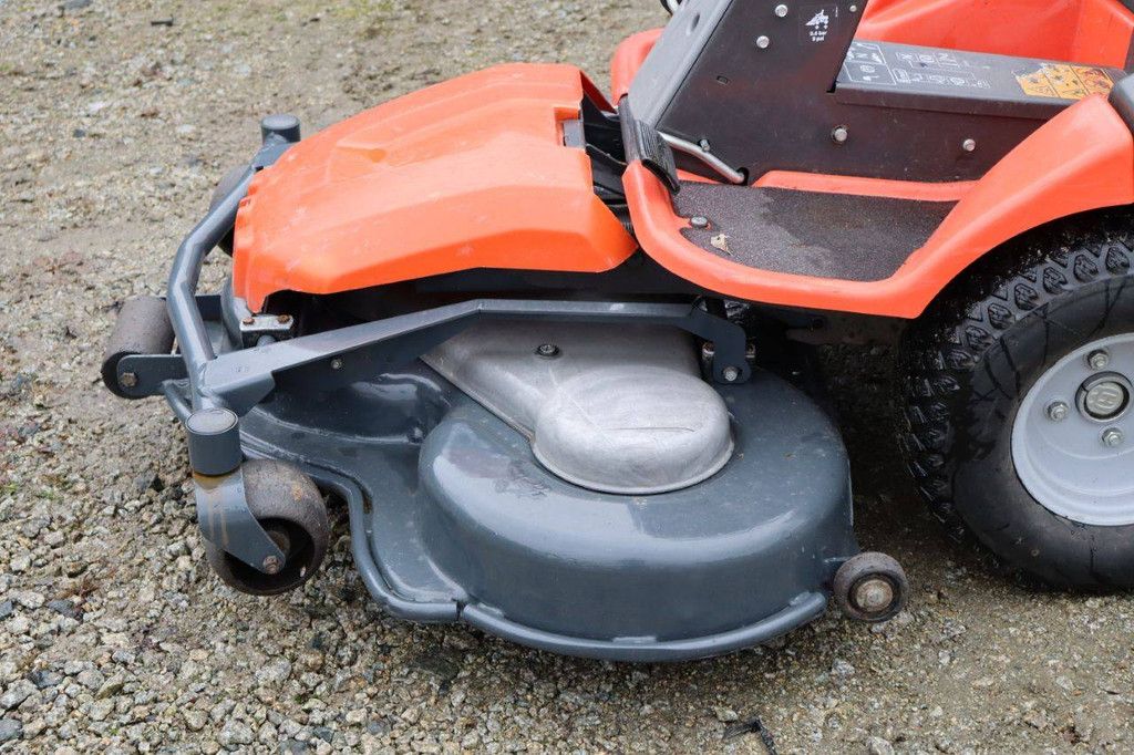 Husqvarna R 420TsX AWD Petrol 14kW Ride-on Mower 2020