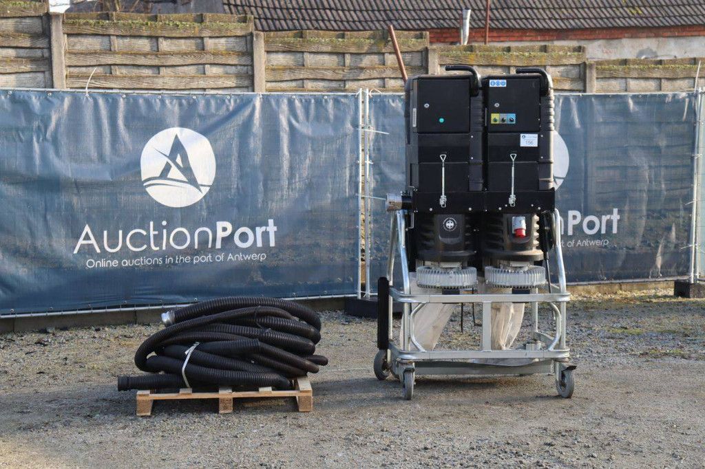 HTC 10iAD Elektrischer Staubabsauger 2011 für Beton und Böden