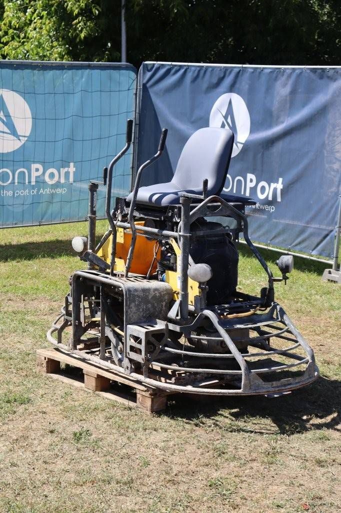 Wacker Neuson CRT 36 26a Butterfly-Maschine Benzin