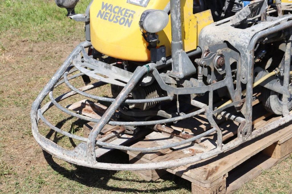 Wacker Neuson CRT 36 26a Butterfly-Maschine Benzin