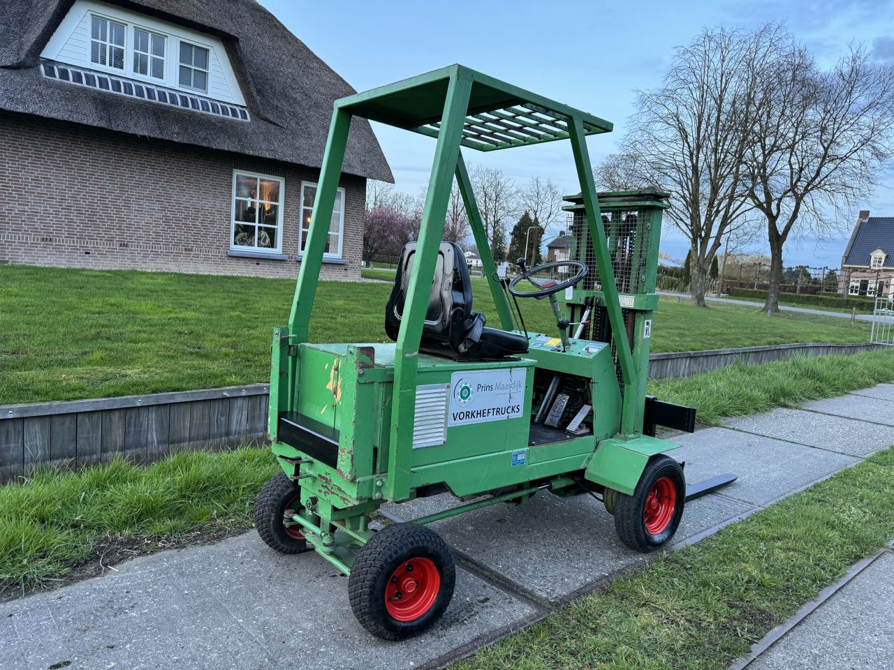 Prins elektrische ruwterrein heftruck + NIEUW ACCUPAKKET !