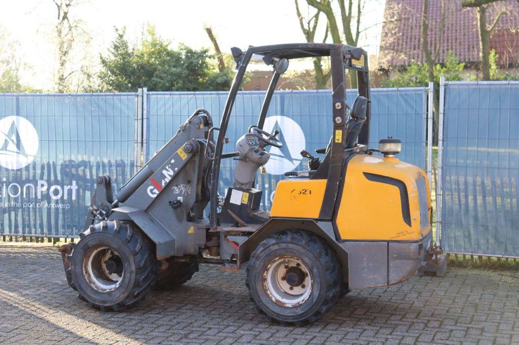 Wiellader Giant V452T Diesel 33kW 2011 (Marge)
