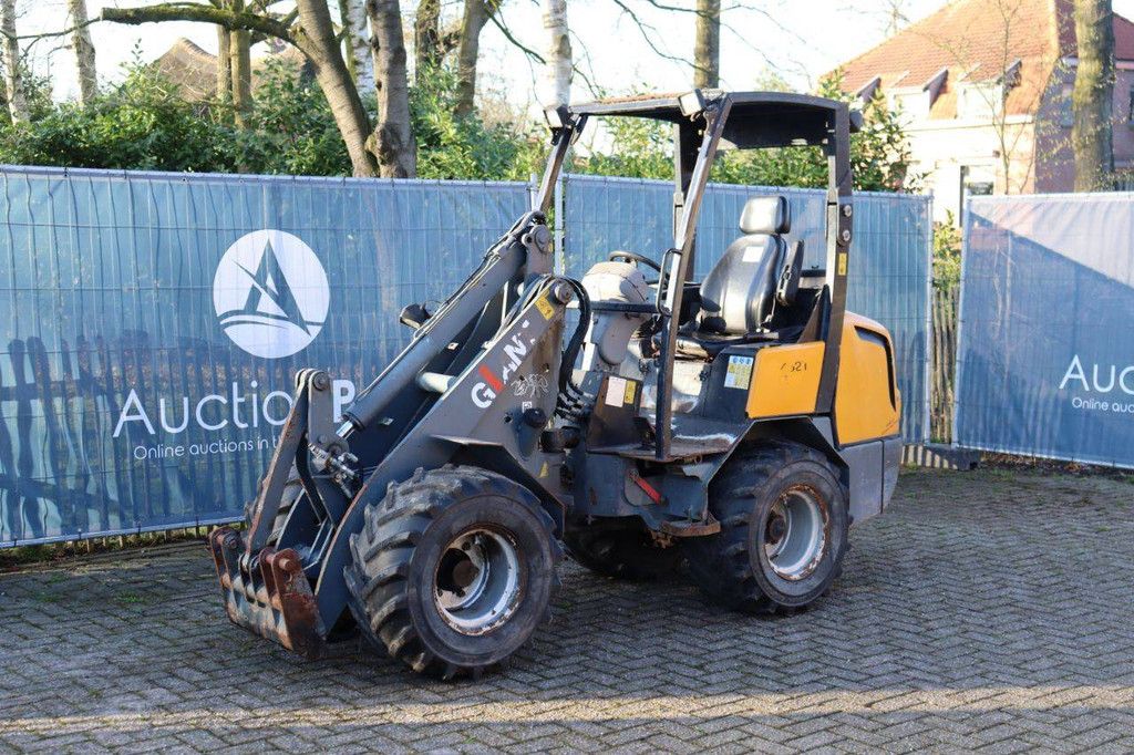 Wiellader Giant V452T Diesel 33kW 2011 (Marge)