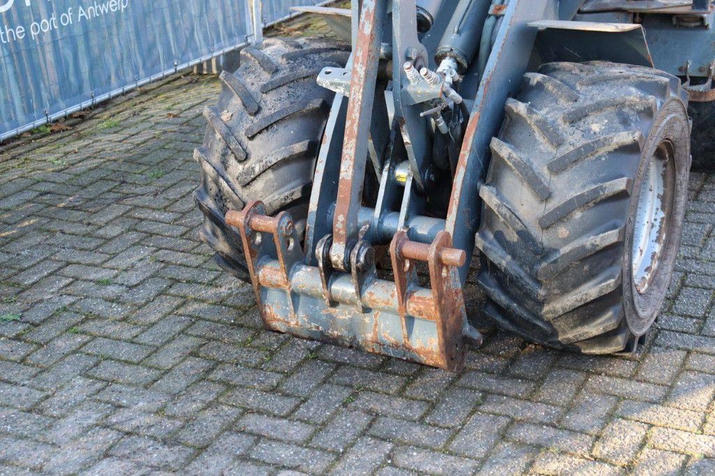 Wiellader Giant V452T Diesel 33kW 2011 (Marge)