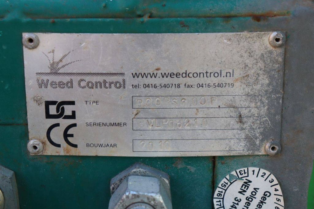 Kehrbürstenaufsatz Unkrautbekämpfung POOPSCOOP 2010