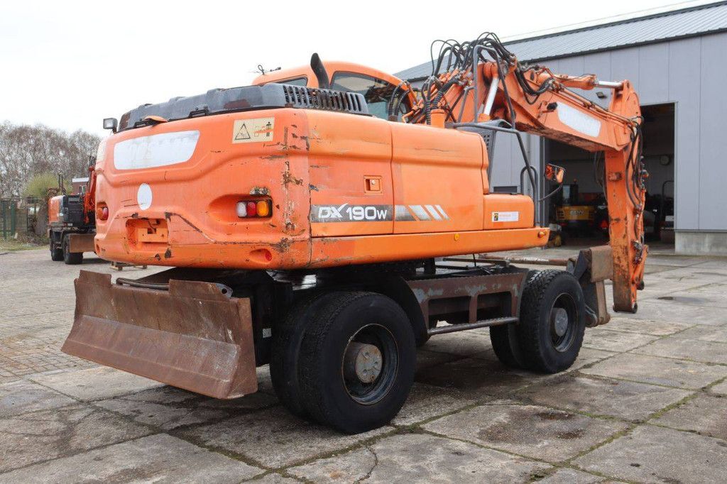Doosan DX190W-5 Diesel Wheeled Excavator 2010