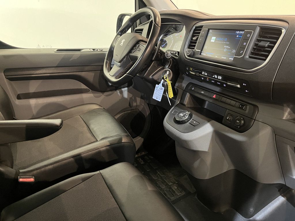 Peugeot Expert 2.0 BlueHDI L2 120 PK Automaat Servicebus / Sortimo Inrichting / Schuifdeur L + R / Euro 6 / Airco / Camera / Cruise Control / CarPlay / 3-Zits