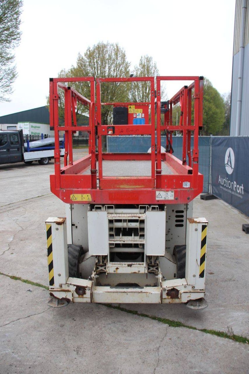 Scissor lift Genie GS-3369 Diesel 11.75m 2013
