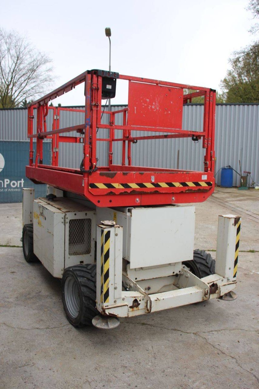 Scissor lift Genie GS-3369 Diesel 11.75m 2013