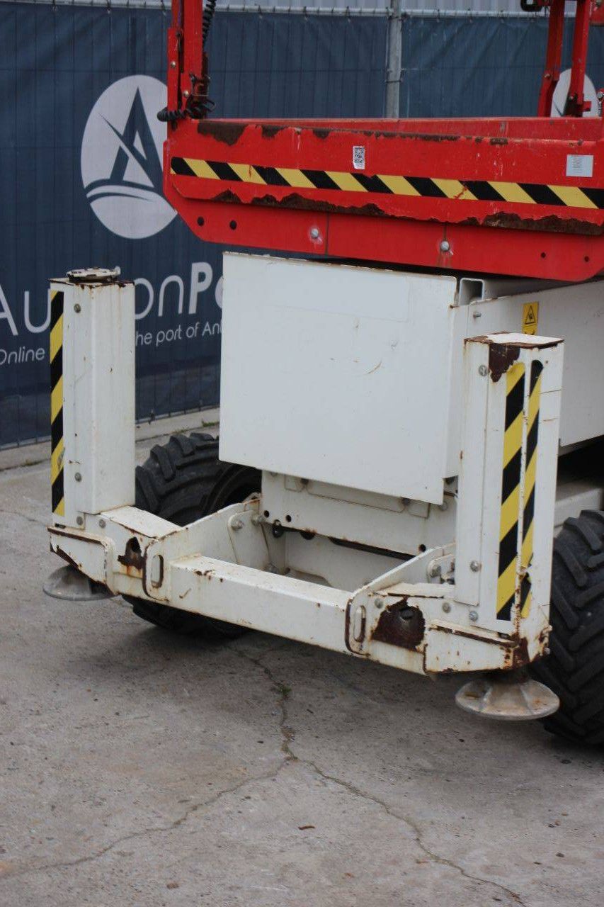 Scissor lift Genie GS-3369 Diesel 11.75m 2013