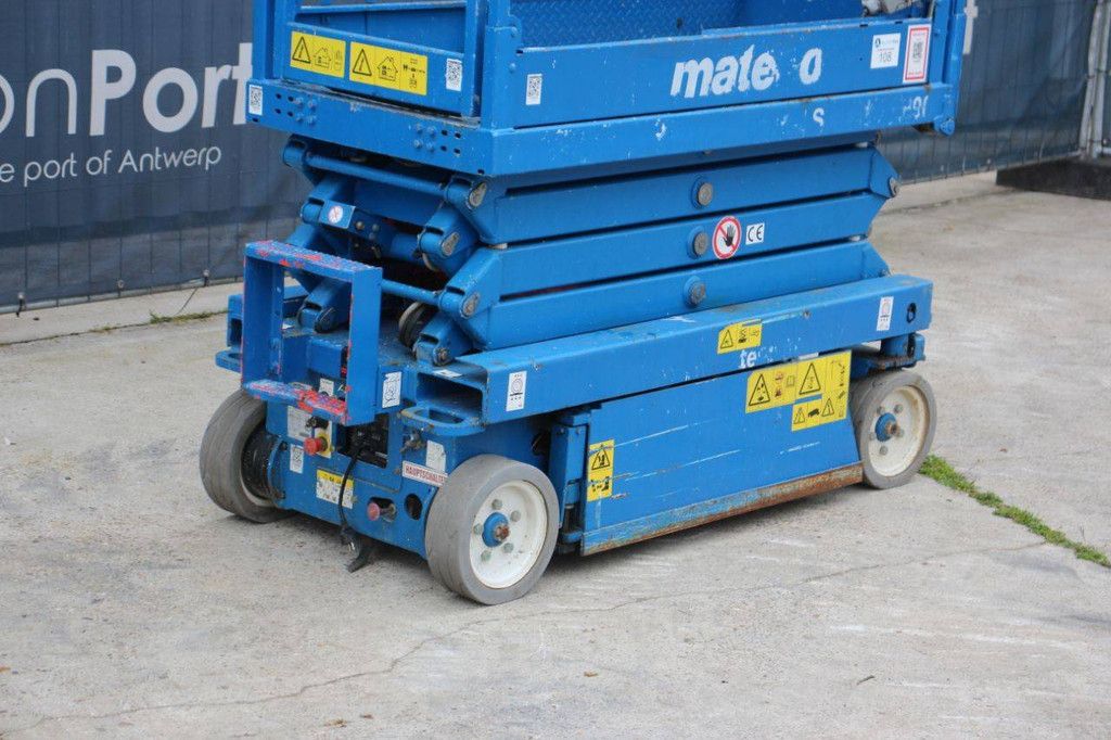 SkyJack SJ3219 Electric Scissor Lift 7.8m 2015