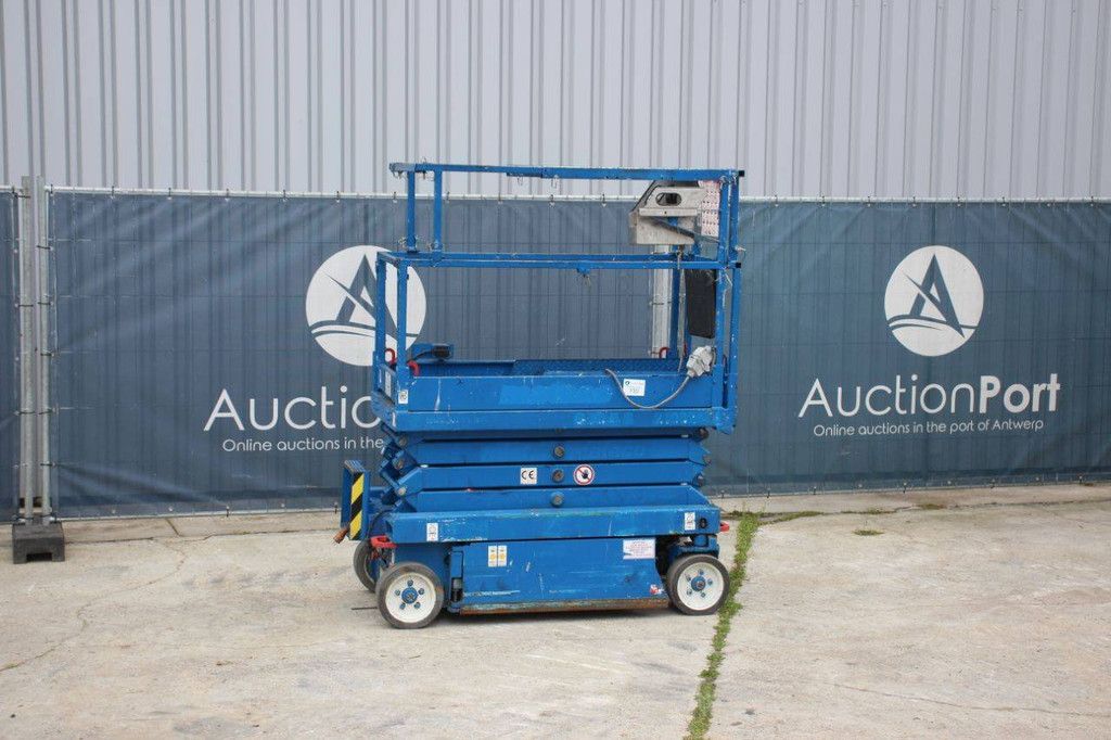 SkyJack SJ3219 Elektrische Scherenbühne 7,8 m 2015