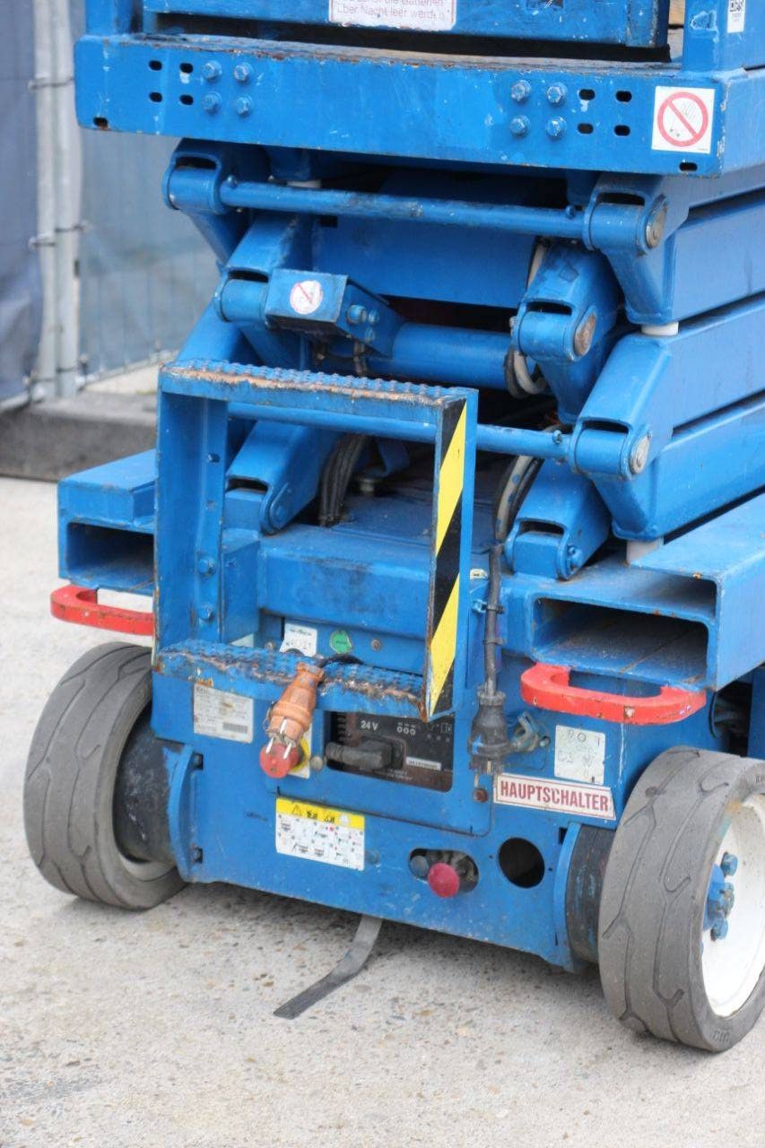 SkyJack SJ3219 Elektrische Scherenbühne 7,8 m 2015