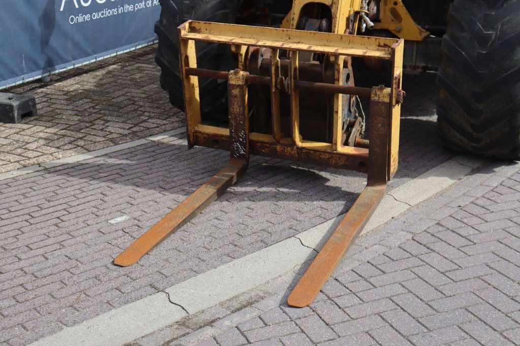 Catrepillar TH337 Teleskoplader Diesel 93 kW 3300 kg 7 m 2009