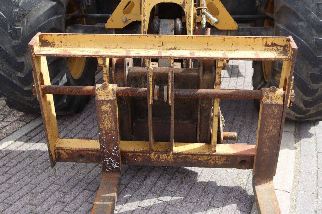 Catrepillar TH337 Teleskoplader Diesel 93 kW 3300 kg 7 m 2009