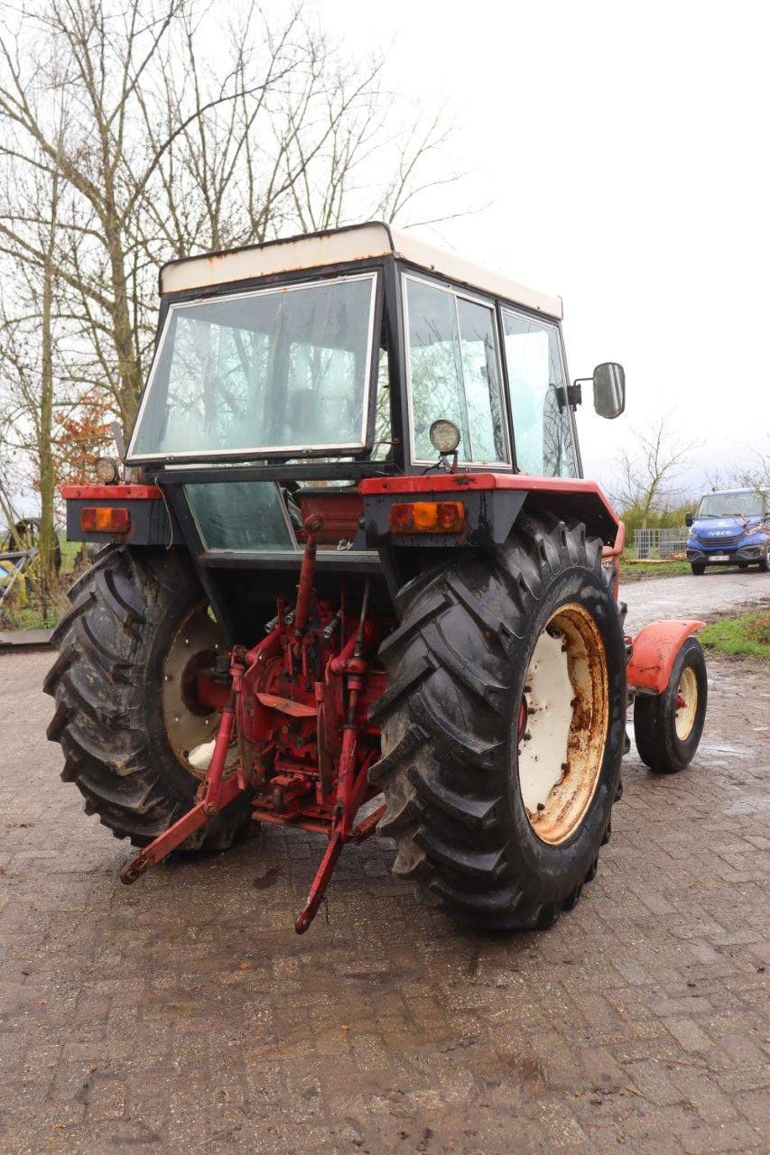 Traktor International Harvester Co 844 Diesel 74 PS